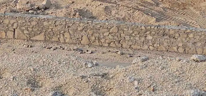 معلم حجر وقص ارضي 6