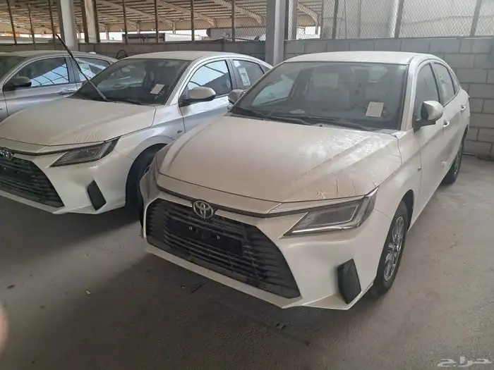 تويوتا يارس y استاندر بنزين اتوماتيك 2026 0