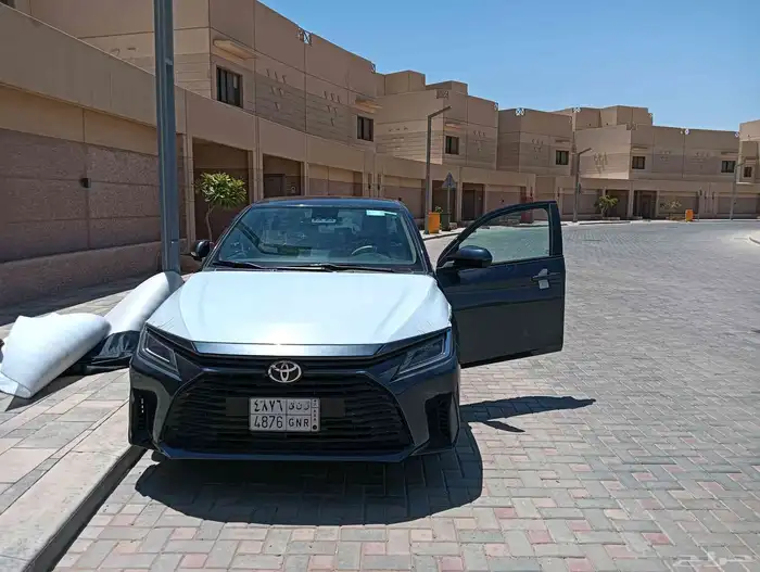 تويوتا يارس 2024 2