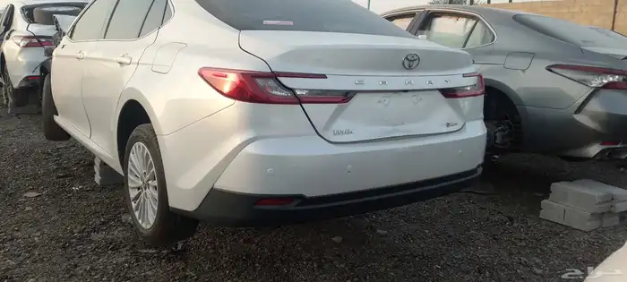 يوجد لدينا جميع انواع قطع غيار السيارات المستخدمه تشليح 2