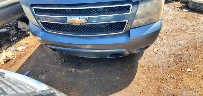 يوجد لدينا قطع غيار تاهو يوكن 5