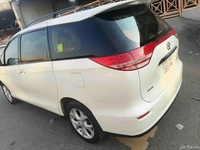 Toyota previa full automatic car model. 2008 pass new istama 1