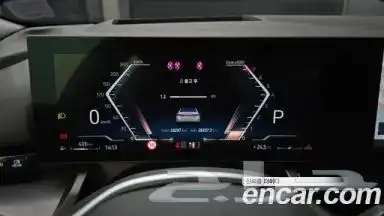 BMW - 520i (G60) 2024 نظيفة جدا 9
