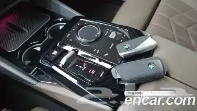 BMW - 520i (G60) 2024 نظيفة جدا 11
