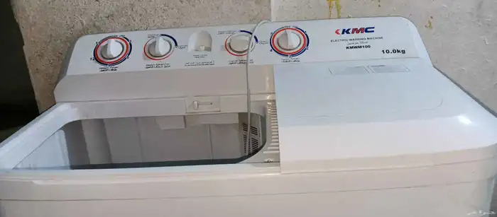 like new washing and dryer machine 3