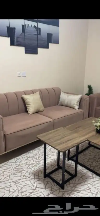 للبيع كنب استعمال بسيط ونظيف 1