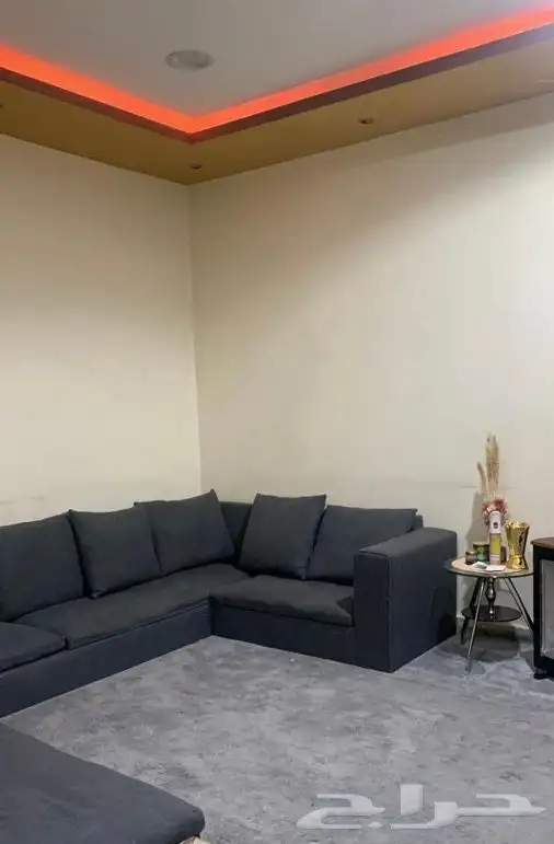 كنب ارضي حرف L نظيف 0