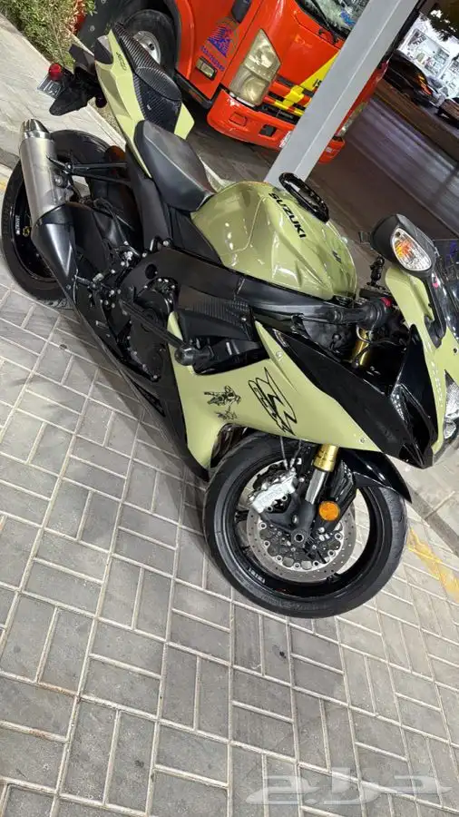 ريس سزوكي 750 -2013 2