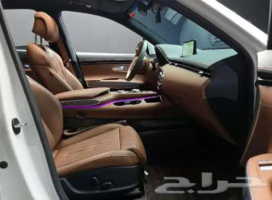 جينسس GV70 موديل2023 الميموني للاستيراد بكوريا 7