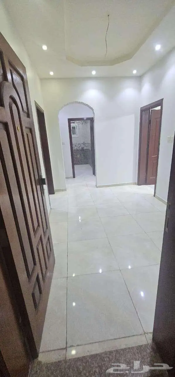 شقة للإيجار بحي الواحة 0