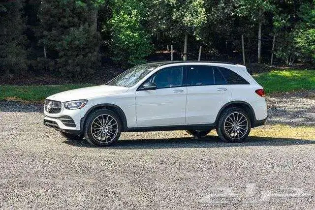 مرسيدس GLC300 موديل 2022 Mercedes-Benz GLC 300 Base 3