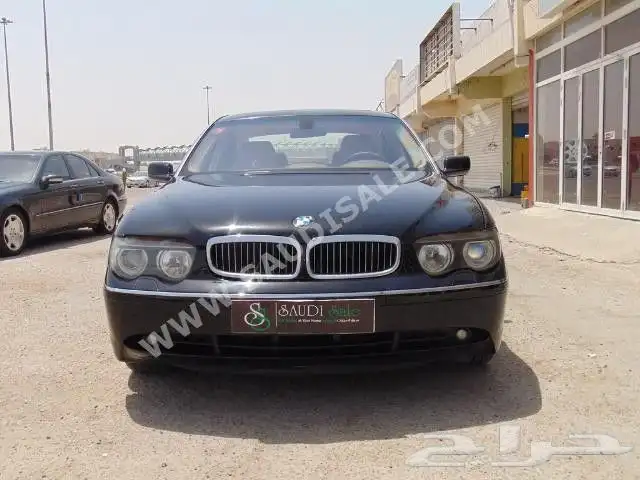 بي ام دبليو 750 BMW قطع غيار تشليح الفئة السابعه 2