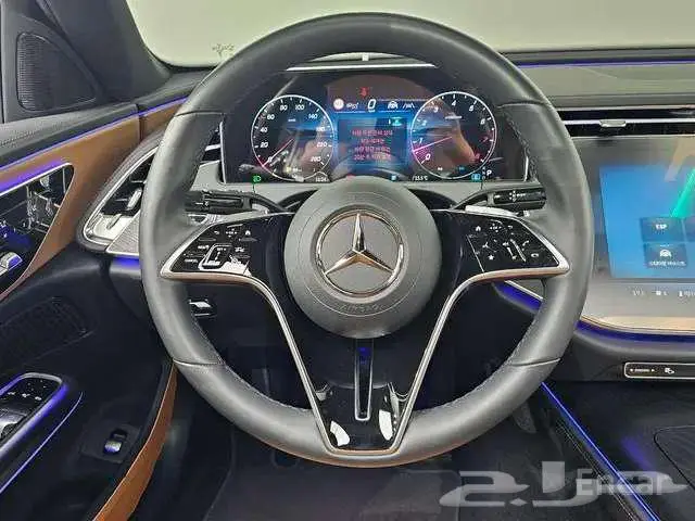 مرسيدس E200 2025 8