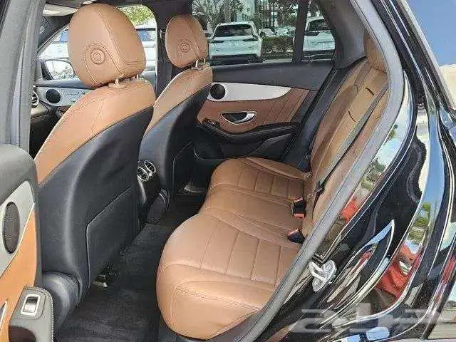 للبيع مرسيدس GLC300 موديل 2021 Mercedes-Benz GLC 300 Base 28