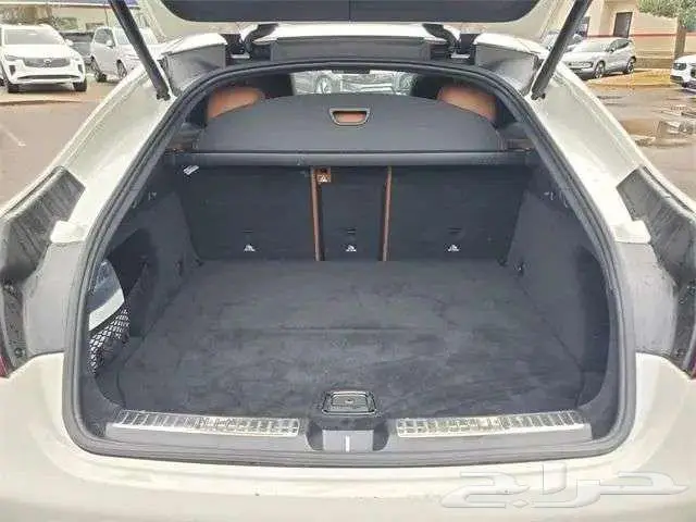 مرسيدس GLC300 2021 Mercedes-Benz GLC 300 4MATIC Coupe 13