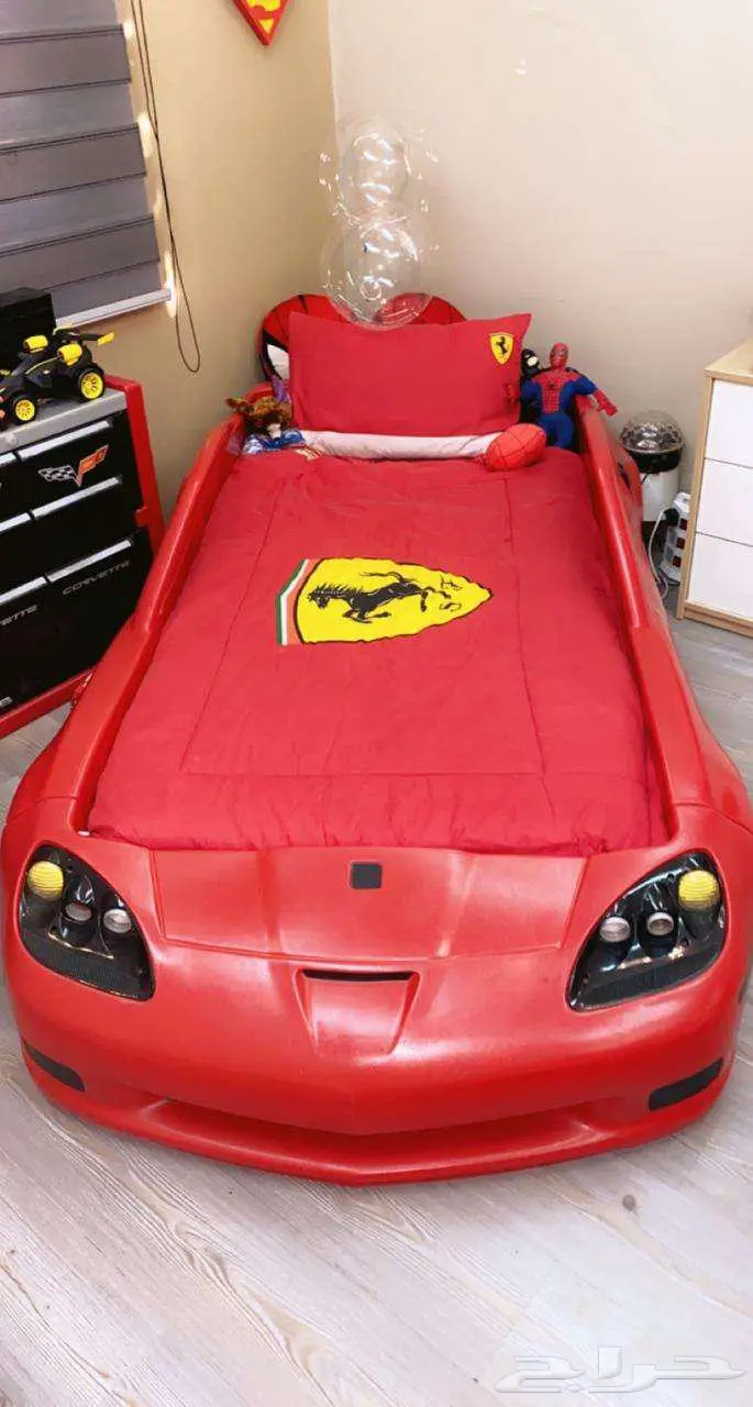 غرفة نوم أطفال شكل سيارة مميزة جدا ونادرة 4
