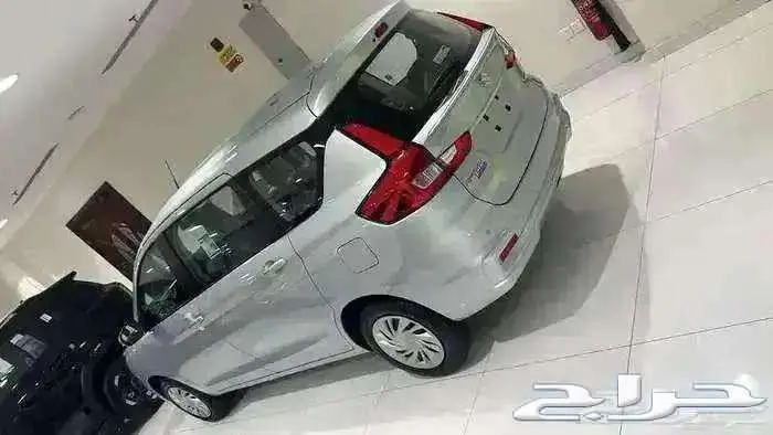 سوزوكي ارتيجا 3
