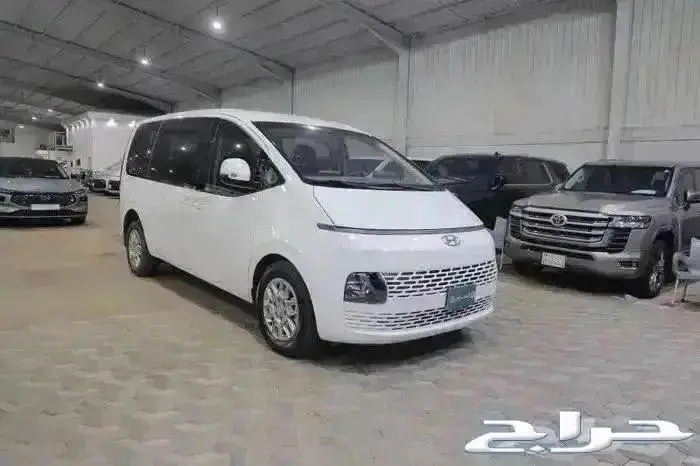 هيونداي ستاريا استاندر ديزل ماكينة 2.2 اربعة سلندر موديل2023 0
