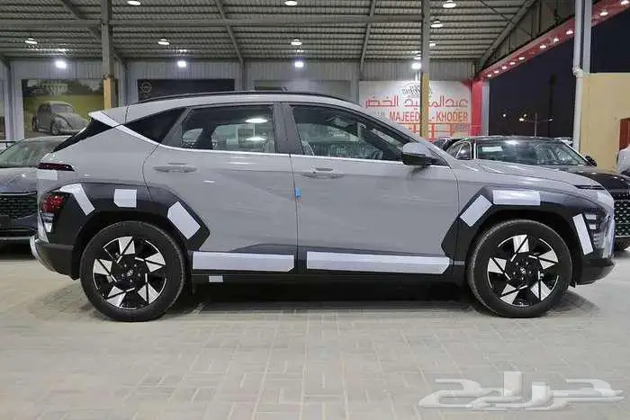 هيونداي كونا بريميوم 2025 لدى الخضر للسيارات 4