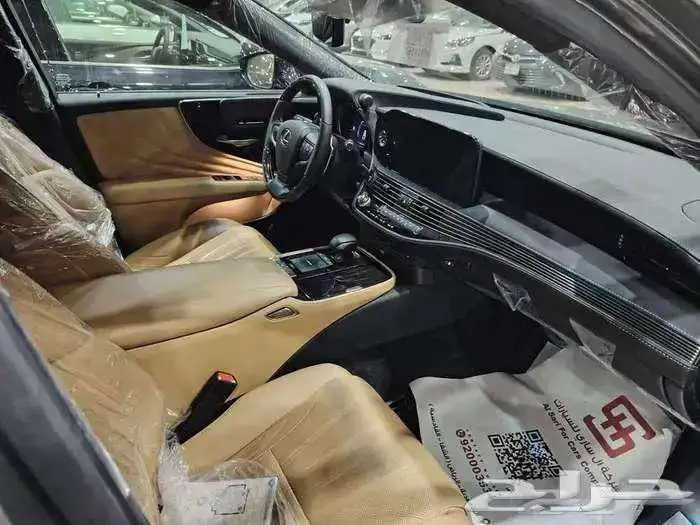 لكزس LS500HH الموديل2022 1