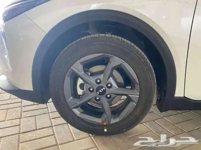 كيا K4 6