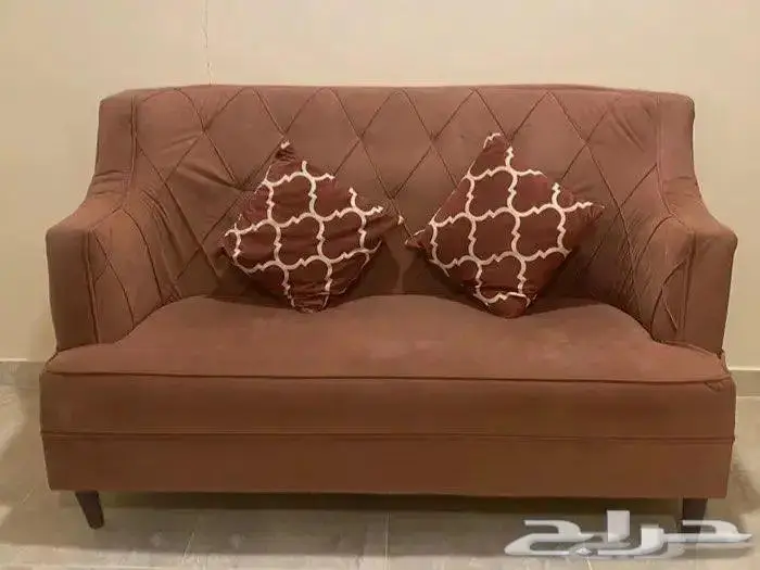 كنب للبيع مستعجل نظيف جدا 1