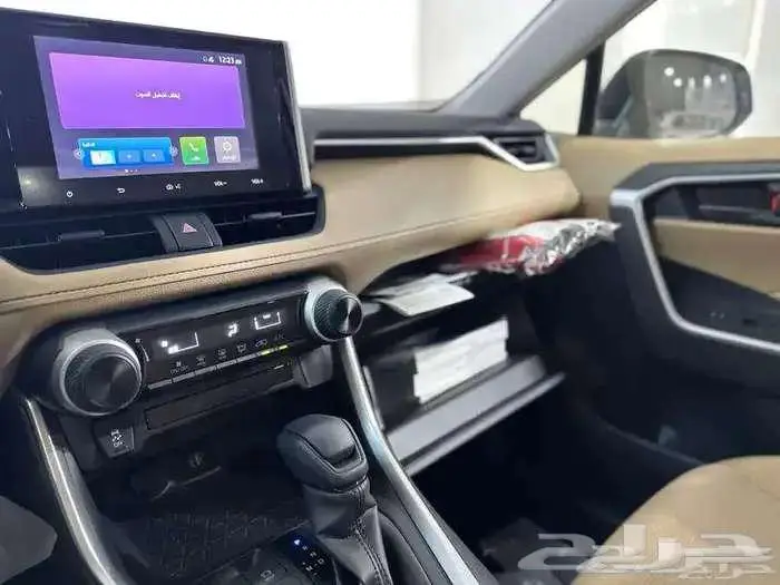 تويوتا راف فور 2025 LE بدون دبل ( تقسيط وكاش ) 5