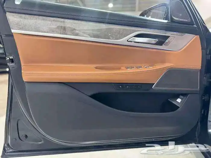730Li - 2020 -114.000KM 4