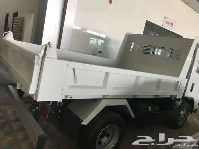 ايسوزو دينا قلاب 5 طن و 3 طن 2025 للشركات والمؤسسات 8