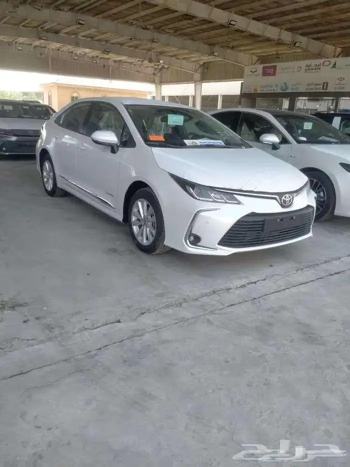 تويوتا كورولا XLI 2.0 مطور بنزين 2025 2