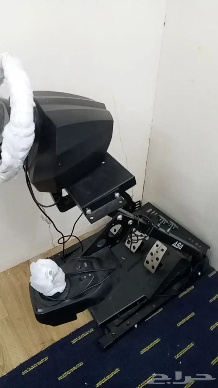 دركسون يشتغل علىسوني 4 و 5 يشغل جميع العاب السباره 0