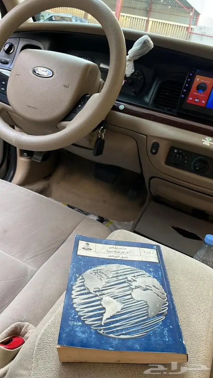 فورد كراون فكتوريا 2011 9