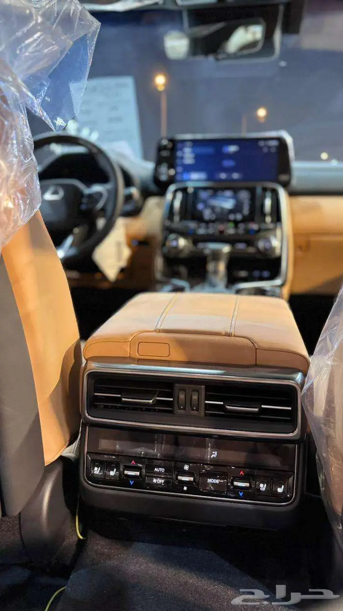 لكزس BB بريمي تايتنيوم 2025 10