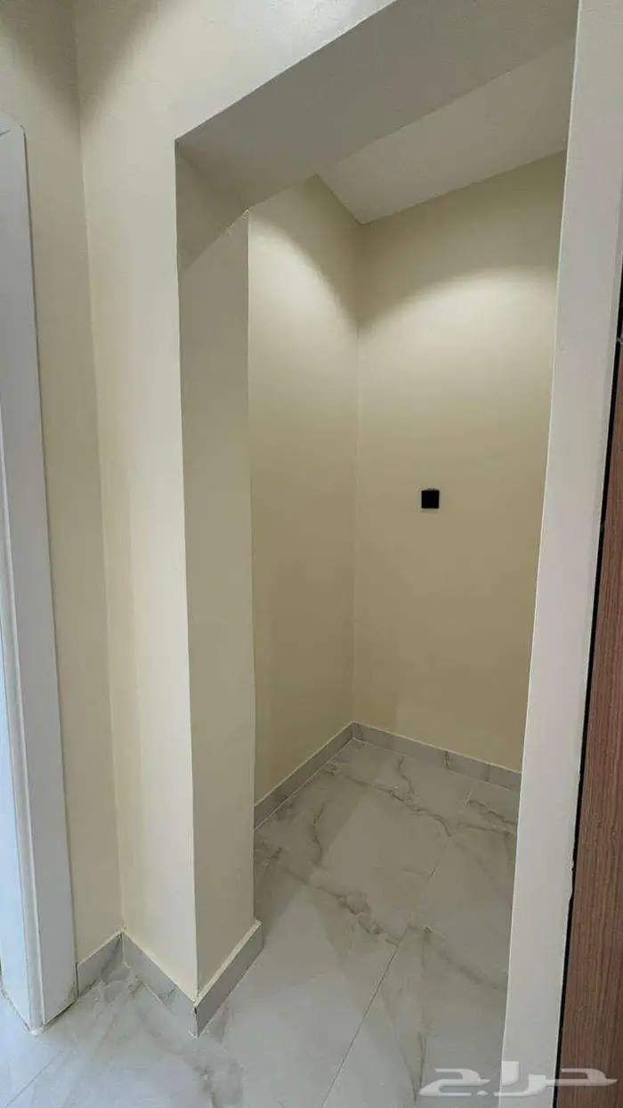 شقة دور ثاني للبيع بحي البوادي ( سطح خاص مطبخ راكب ) 12