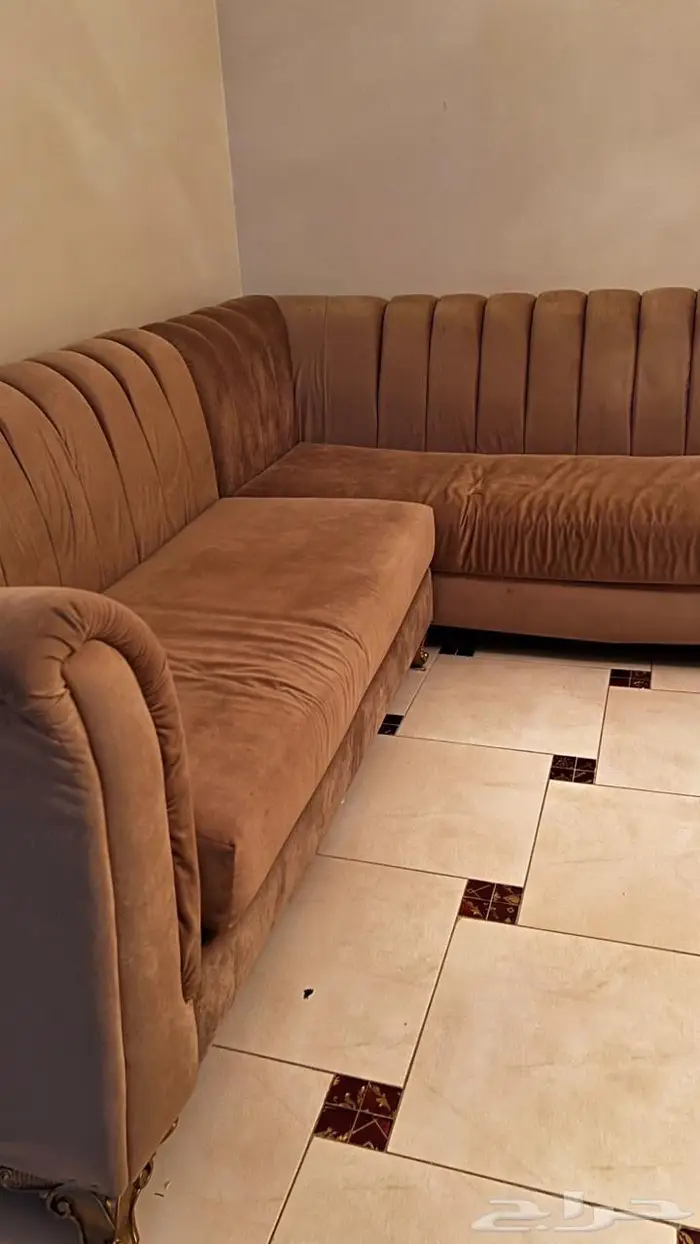 كنب مجلس   طاوله ضيافه كبيره للبيع المستعجل 1
