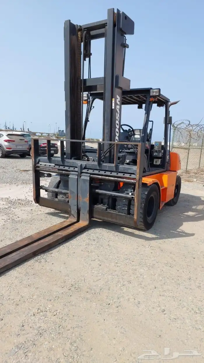 رافعه شوكيه سكين فوركليفت للايجار في جده 0