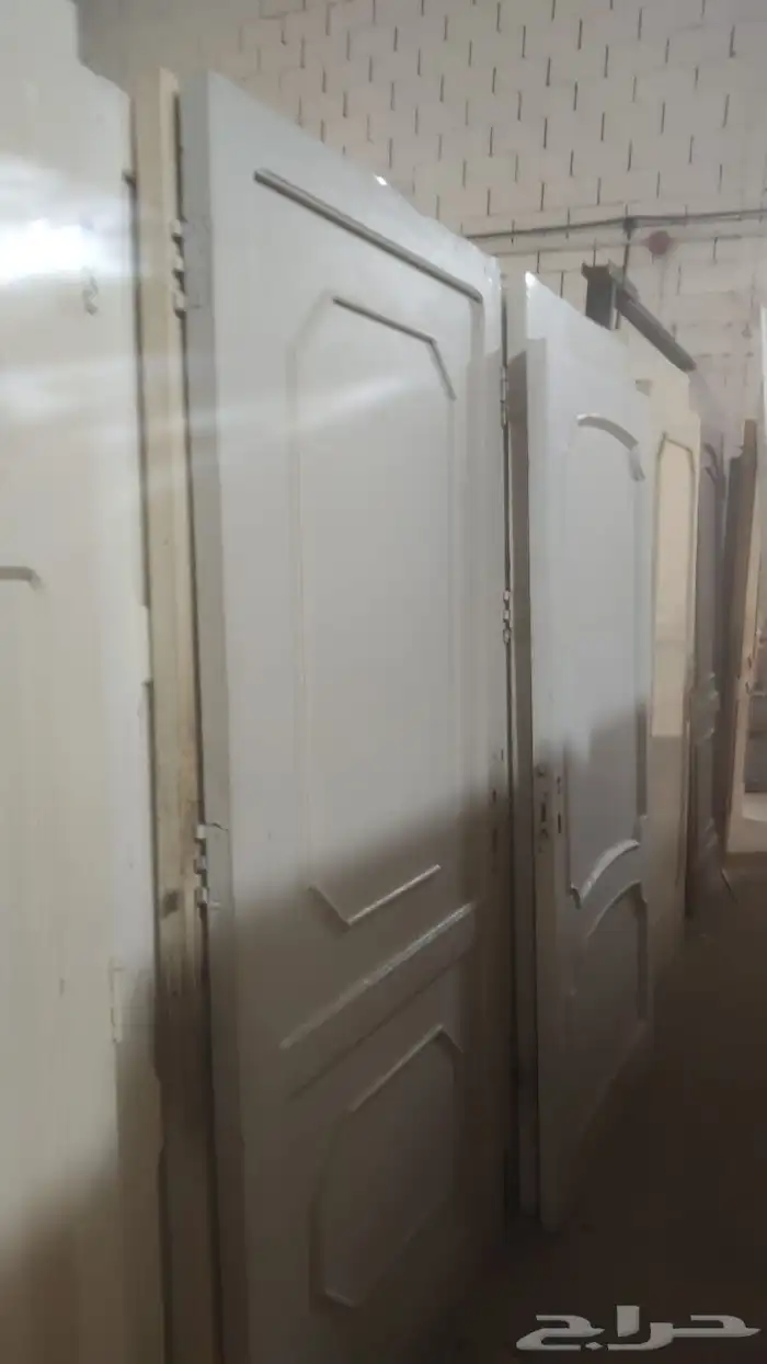 ابواب خشب مستخدمه للبيع 6