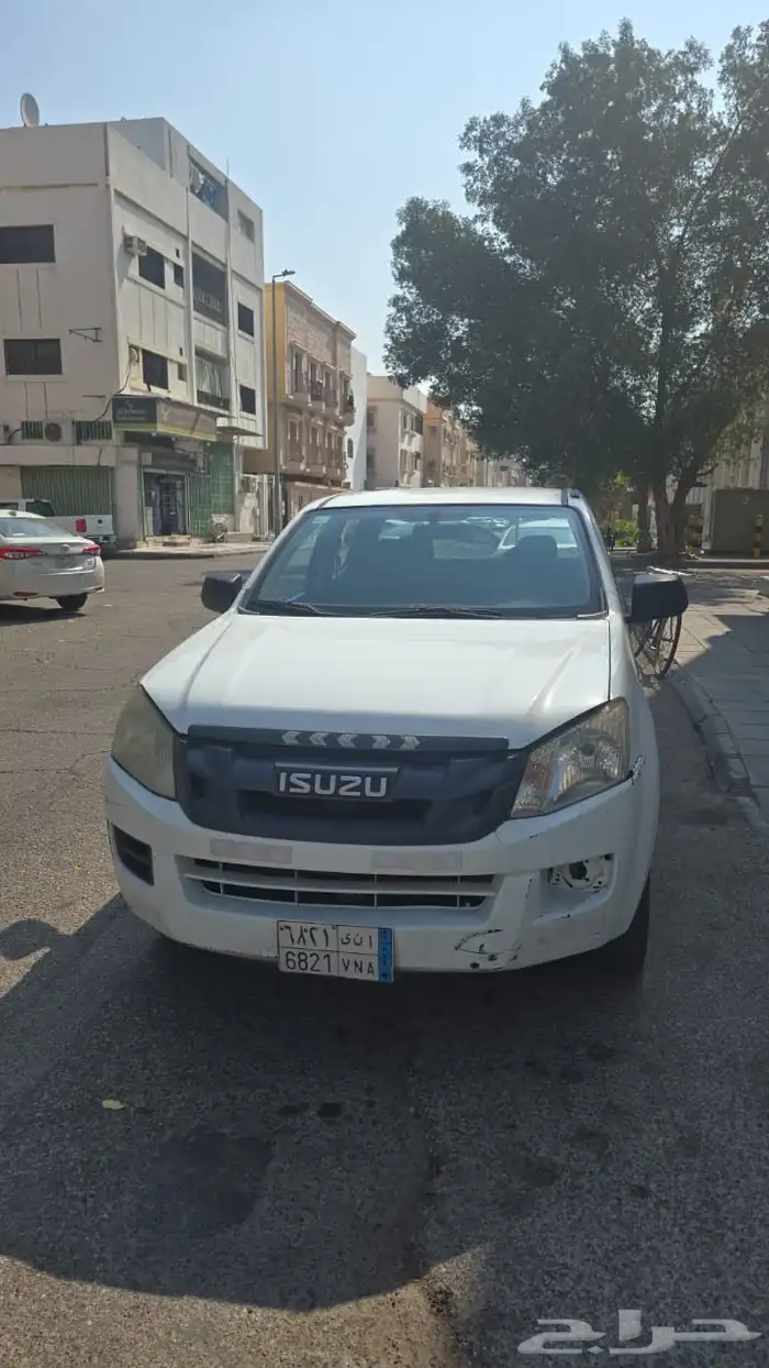 ايسوزو ديماكس 2014 ماشي 490 الف 12