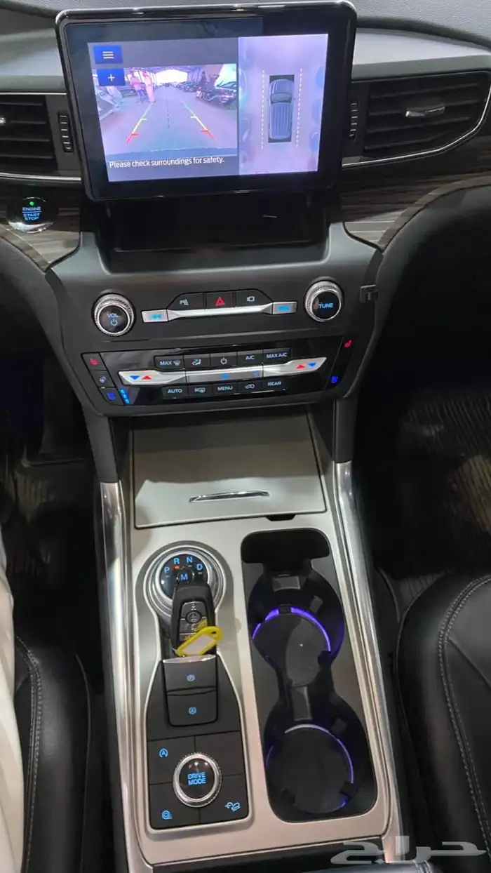 فورد اكسبلورر2020فل لميتدد(بنزين)4سلندر تيربو 10