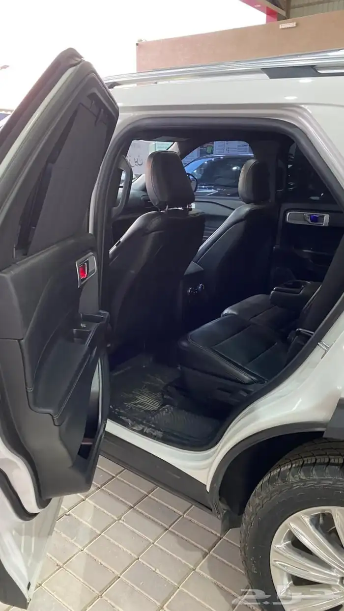 فورد اكسبلورر2020فل لميتدد(بنزين)4سلندر تيربو 15