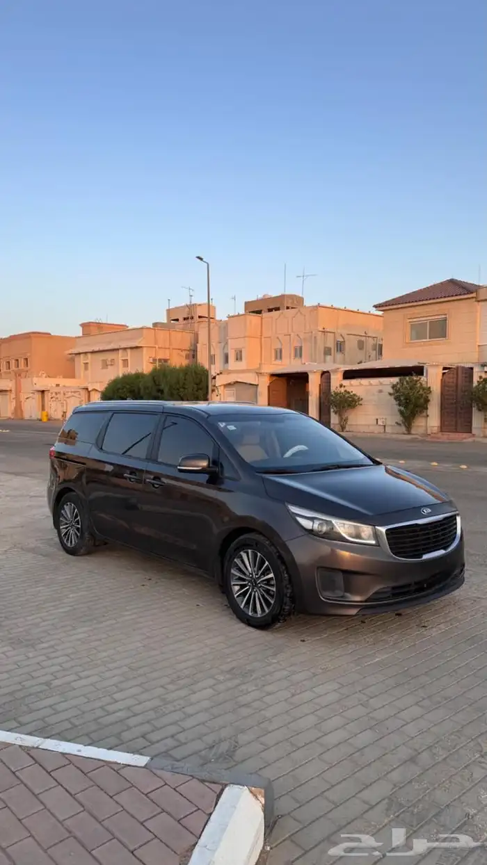 كارنيفال 2016 بنزين 0