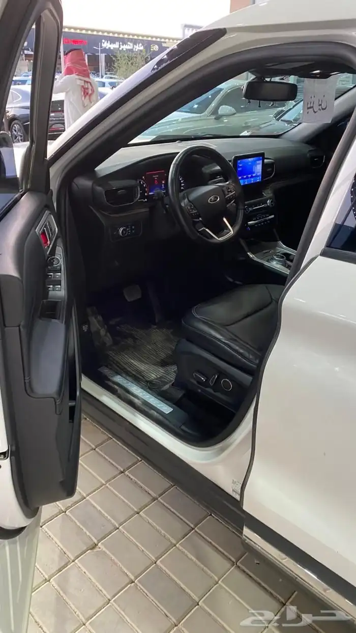 فورد اكسبلورر2020فل لميتدد(بنزين)4سلندر تيربو 7