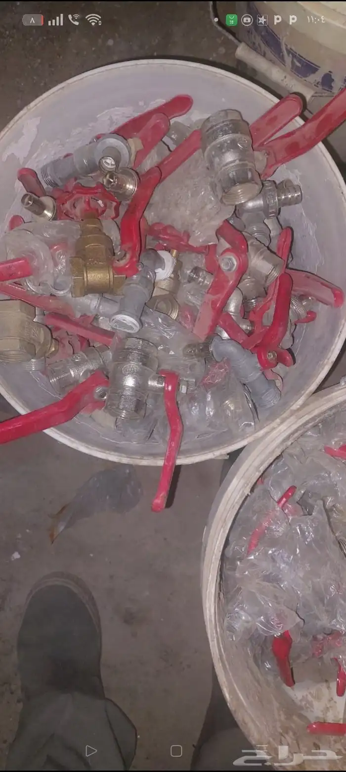 موجود اغراض سباكة كمية كبيرة غير اللي بصور اللي مهتم يرسل وا 17