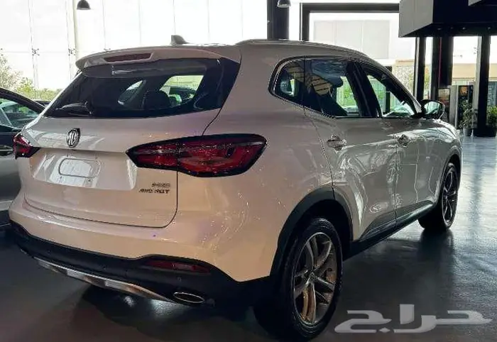 ام جي اتش اس فل كامل 2023 MG HS LUX 3