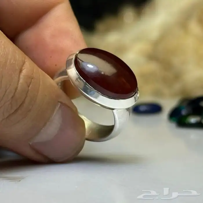 خاتم فضة ملكي بحجر عقيق كرزي عيار 999 1