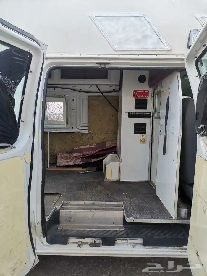 فانF350 ديزل موديل 2006 لوحة خصوصي للبيع ماشي حوالي 195000 6