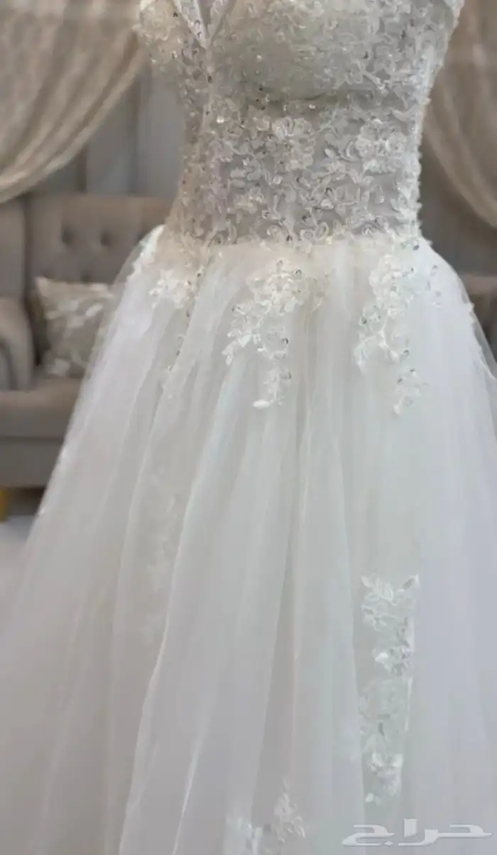 للبيع فستان زواج لم يستخدم 5