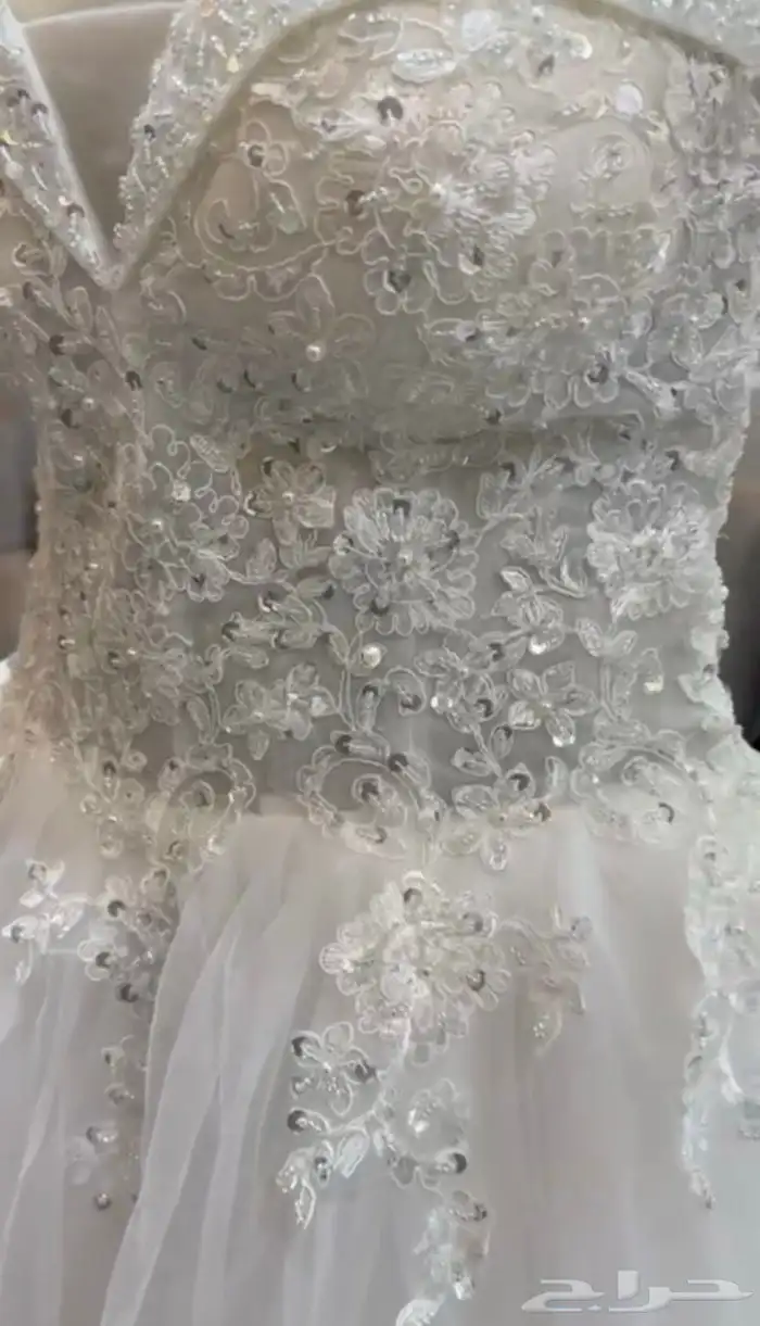 للبيع فستان زواج لم يستخدم 4