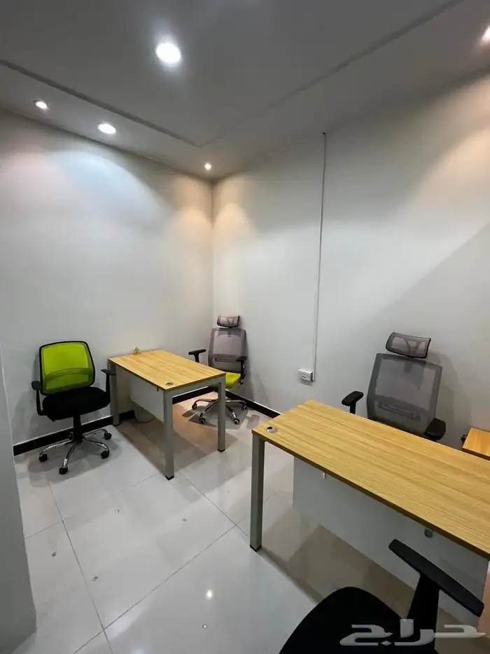 مكاتبك الخاصة والمشتركة وقاعات الاجتماعات  كلها جاهزة لك 8