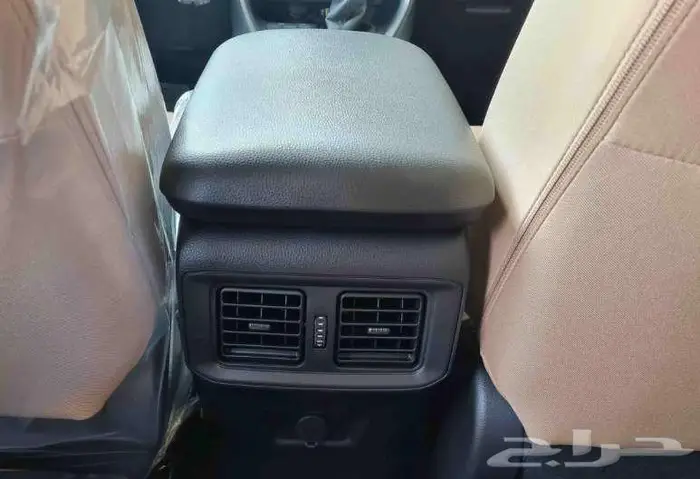 تويوتا رافور LE دبل 2025 عرض خاص 14